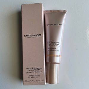 laura mercier tinted moisturizer light revealer